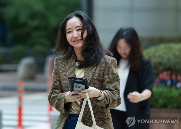 Min Hee-jin Respects NewJeans’ Decision to Return to Agency